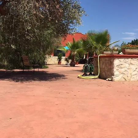 Tenuta Il Papavero Rosso Affittacamere 3*